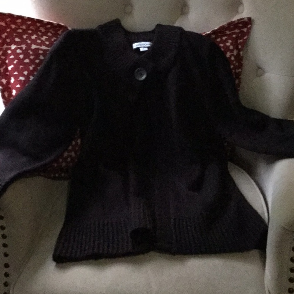Sweater - Picture 3 of 11